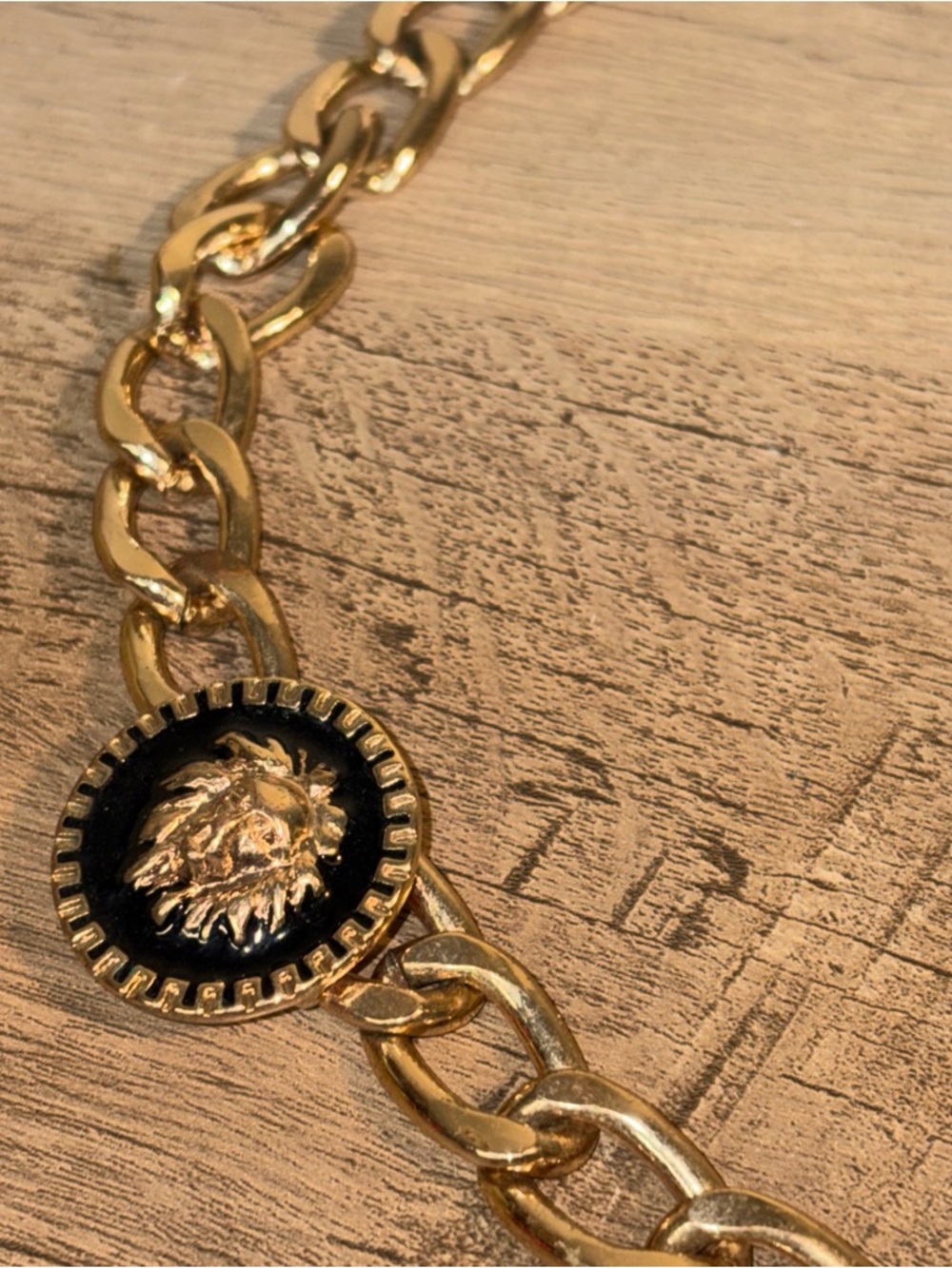 Lion Head /Cuban Chain Linked Necklace/Black Enamel/Gold - Picture 3 of 8